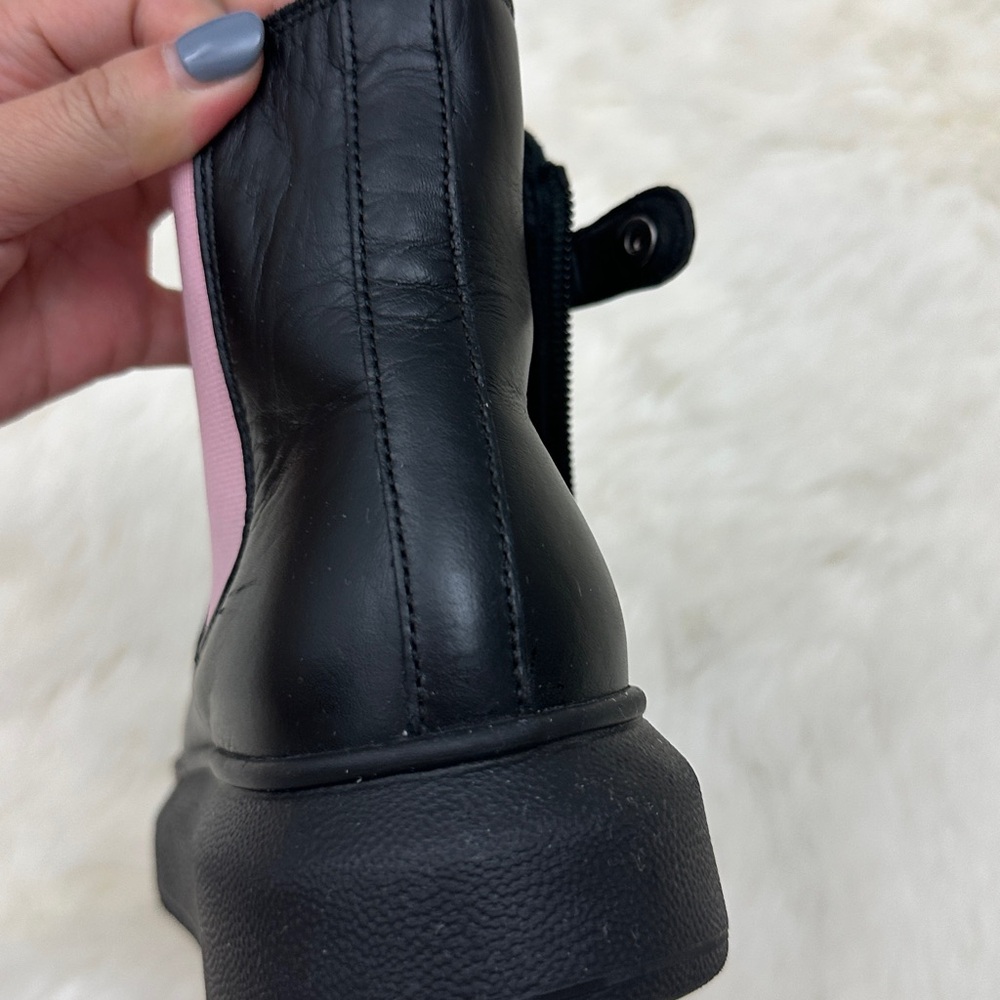 ALEXANDER MCQUEEN
Ankle boots-Girls - Picture 11 of 13